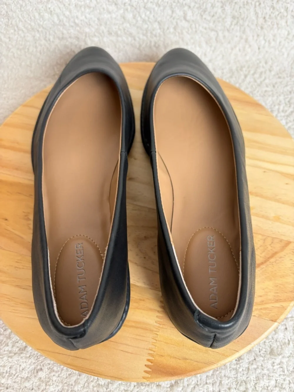 Adam Tucker Shoes Womens 7.5M Darby Slip On Leather Padded Minimalist in Black